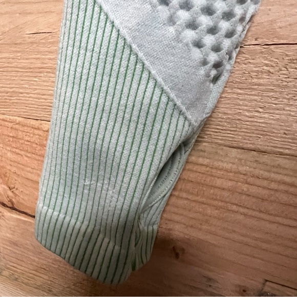 🍁🎉HP🍁🎉Green crop workout jacket - Picture 5 of 8